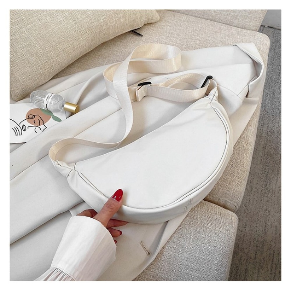 Large Capacity Nylon Dumpling Shoulder Bag For Women Travel Tote 1