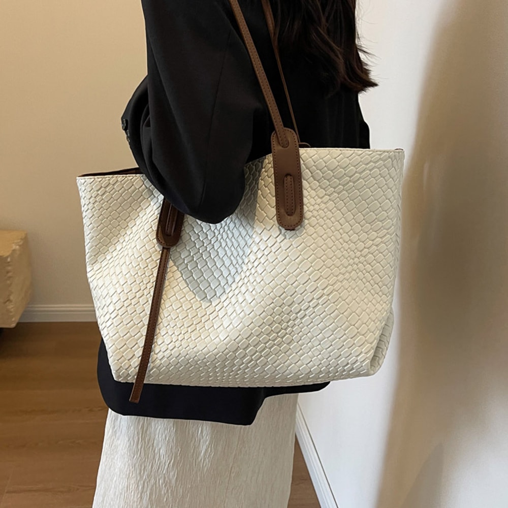 Retro Knitted Tote Bag for Women Lightweight woven tote bag for Everyday Style