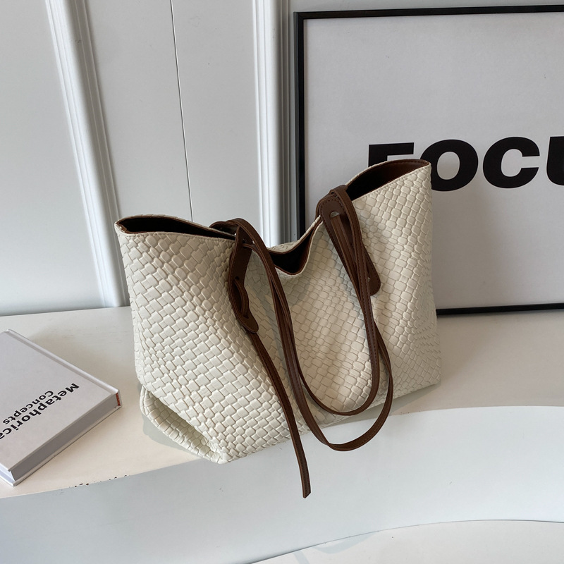 Retro Knitted Tote Bag for Women Lightweight woven tote bag for Everyday Style