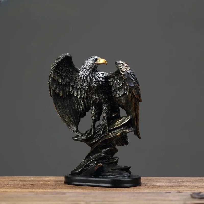 Majestic Eagle Statue Resin Desk Decor For Home Office Symbol Of Power And Freedom 0
