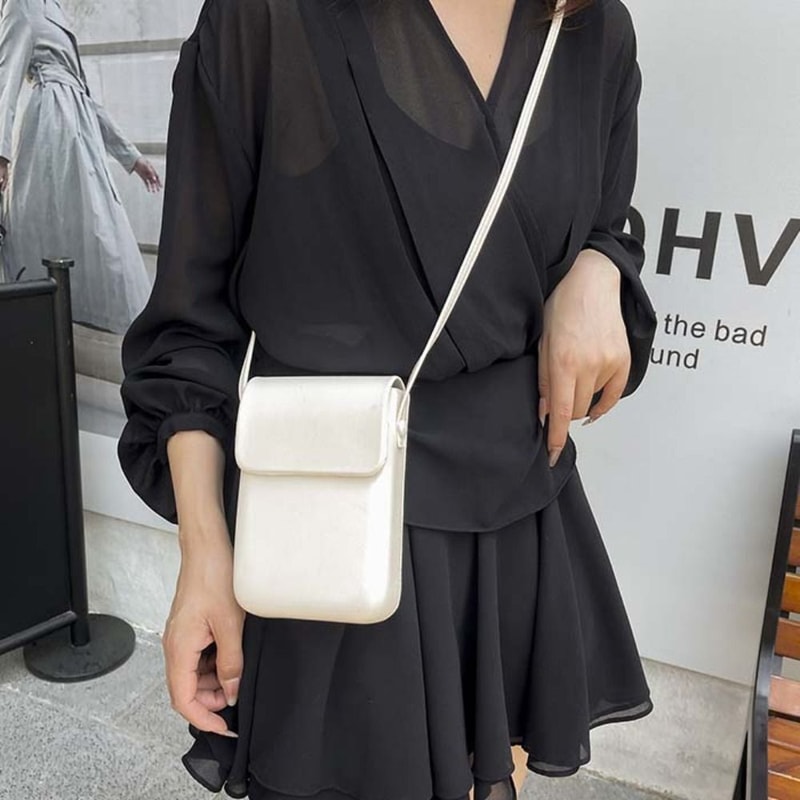 Slim PU Leather Crossbody Phone Bag Wallet For Women With Adjustable Strap And Large Capacity 3