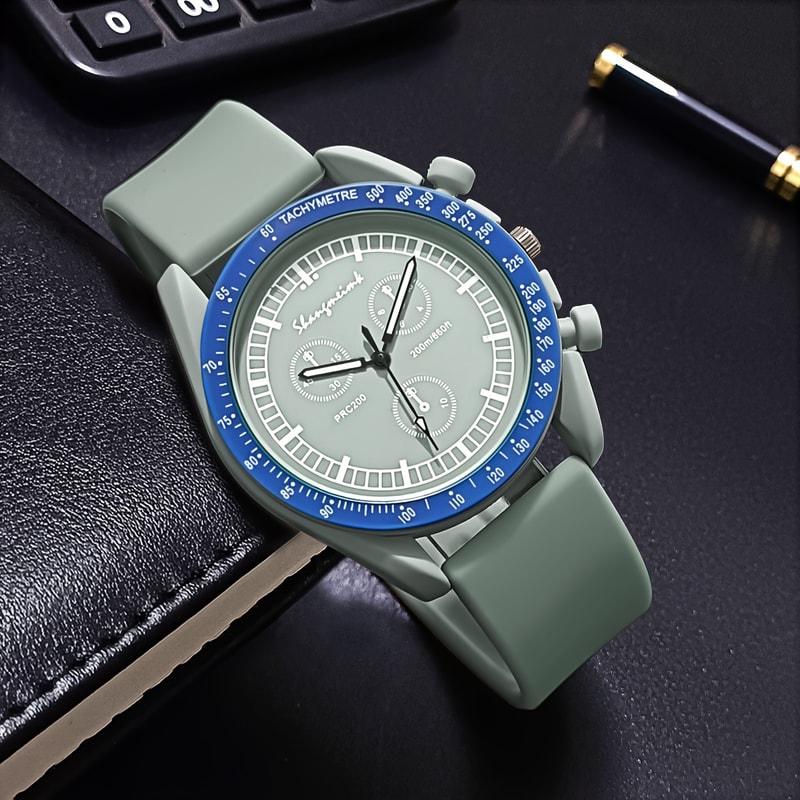 Stylish Silicone Band Women Sports Watch With Quartz Movement Three Dial Design 4