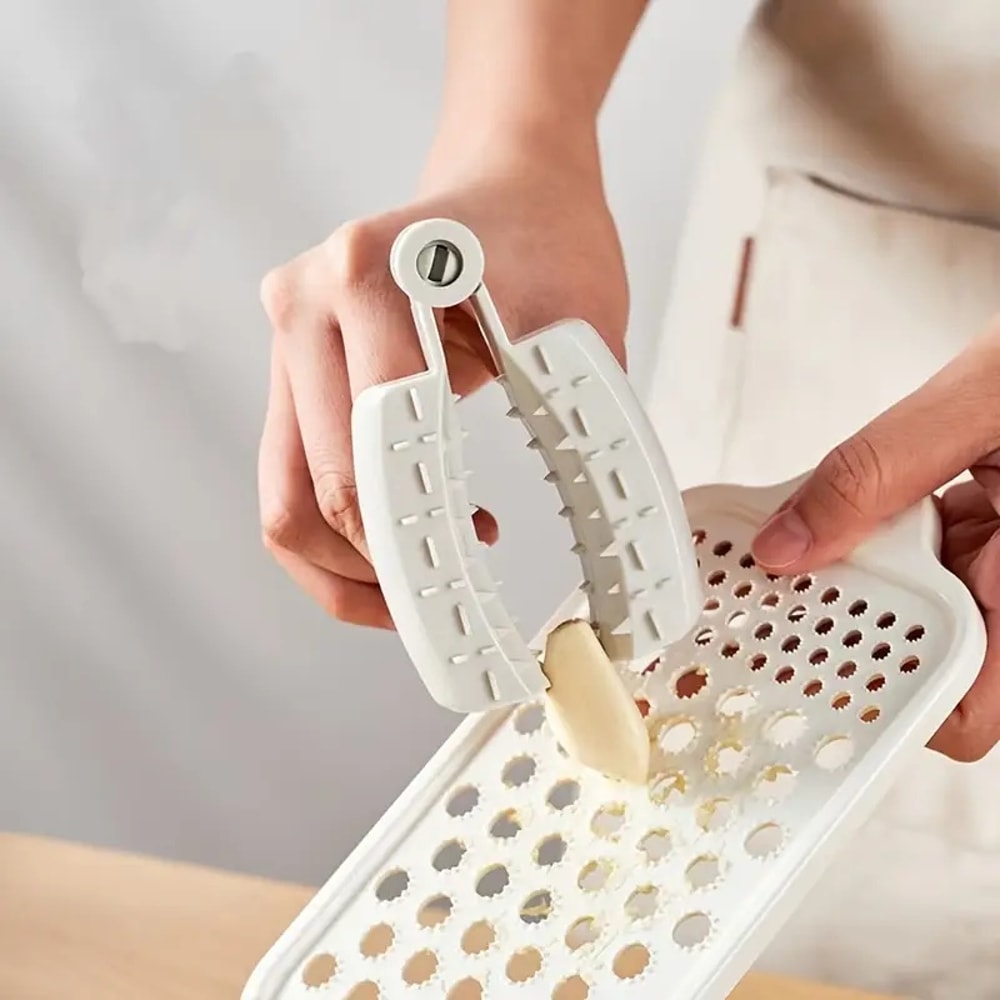 SafeSlice Pro Finger Guard For Vegetable Cutting And Grating 1