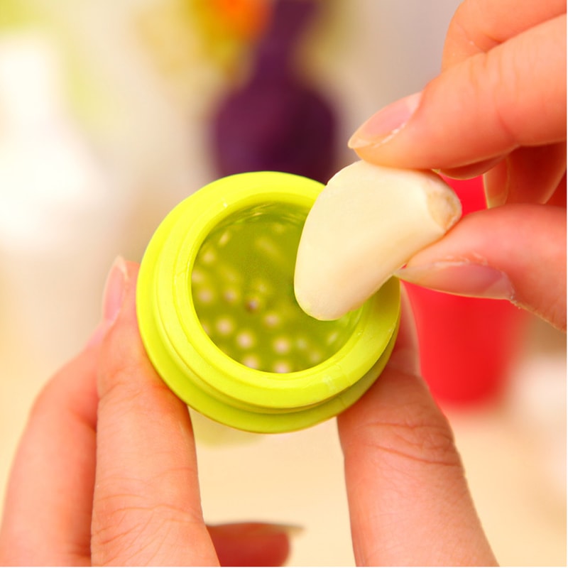 Ergonomic Twist Garlic Press Manual Crusher Easy Peel Kitchen Tool 5