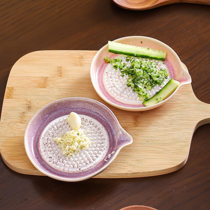 Ceramic Ginger Grater Plate with Pour Spout – Manual Garlic Grinder & Kitchen Grinding Dish