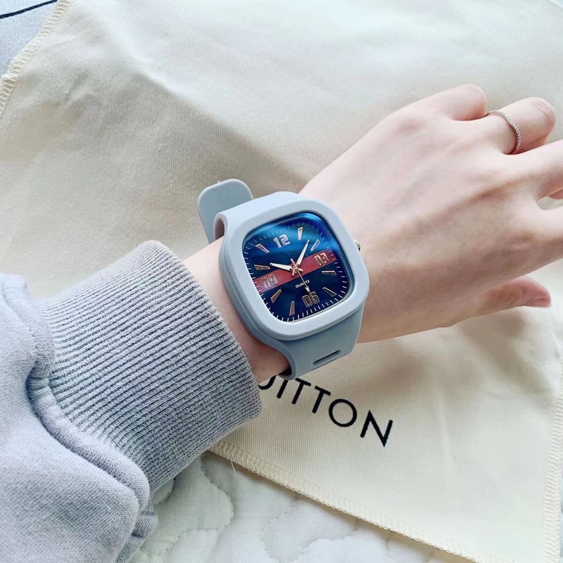 Elegant Big Square Womens Quartz Watch With Silicone Strap Waterproof Casual Wristwatch 5