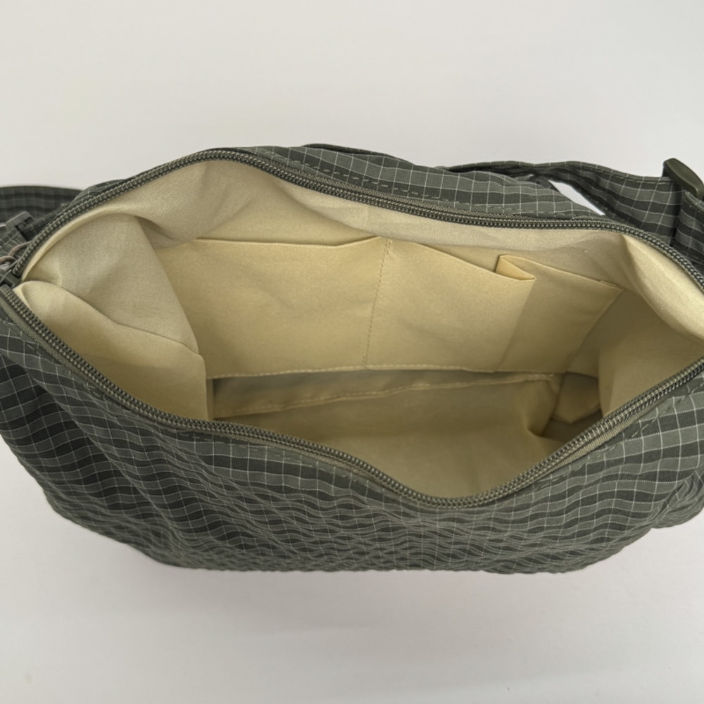 Korean Nylon Shoulder Bag Pleated Cloud Crossbody Tote For Women 4