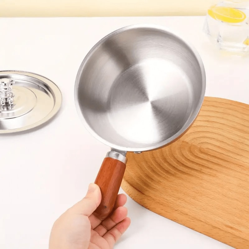 Induction Compatible Pasta Cooker Pot with Wooden Handle & Even Heat Non Stick Base