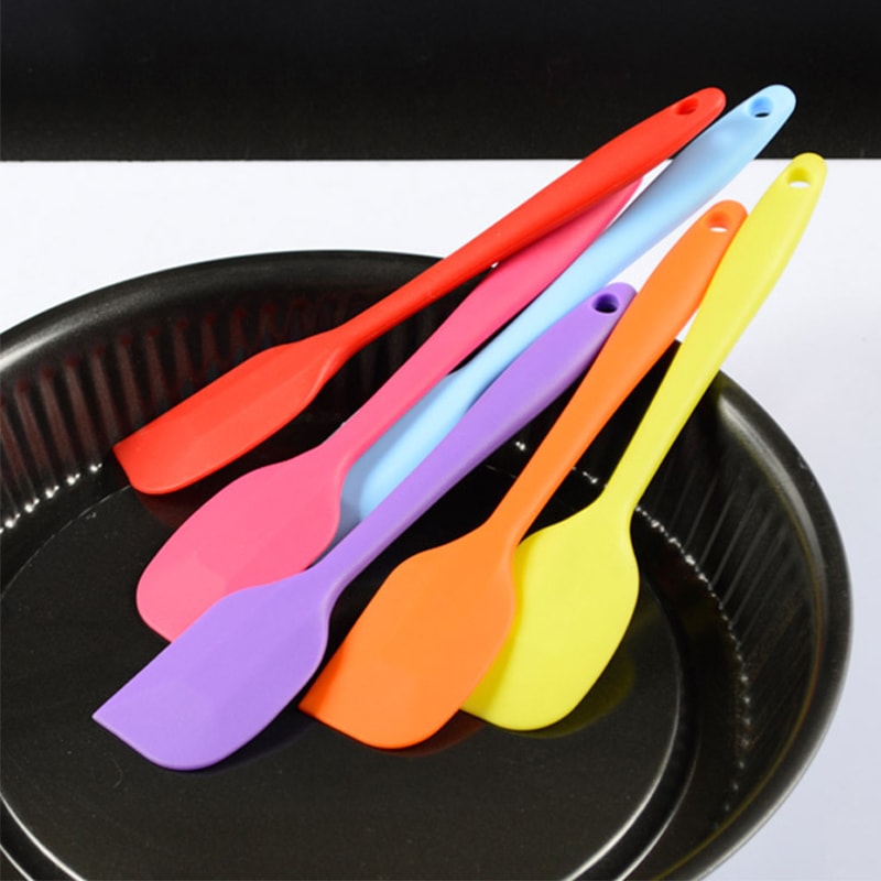 Heat Resistant Silicone Spatula & Cake Scraper for Baking