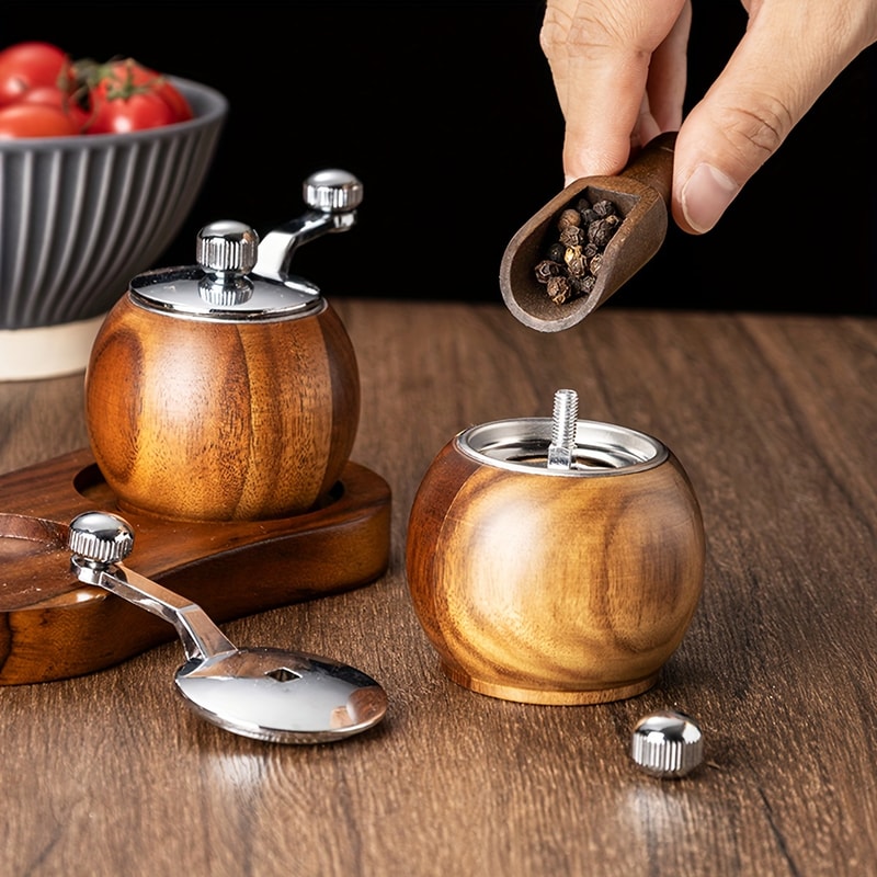 Premium Wooden Hand-Crank Pepper and Salt Grinder for Cooking
