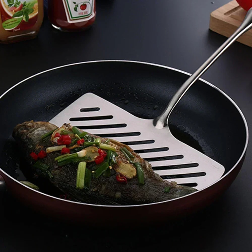 Premium Stainless Steel Fish Spatula – Wide Slotted Turner for Steak & Pancakes