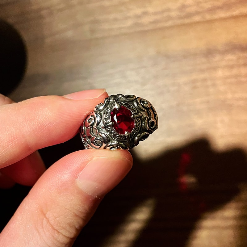Crimson Heart Gothic Vine Ring Vintage Open Punk Jewelry