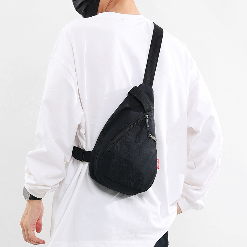 UrbanFlex Nylon Crossbody Bag for Everyday Travel & Streetwear Style