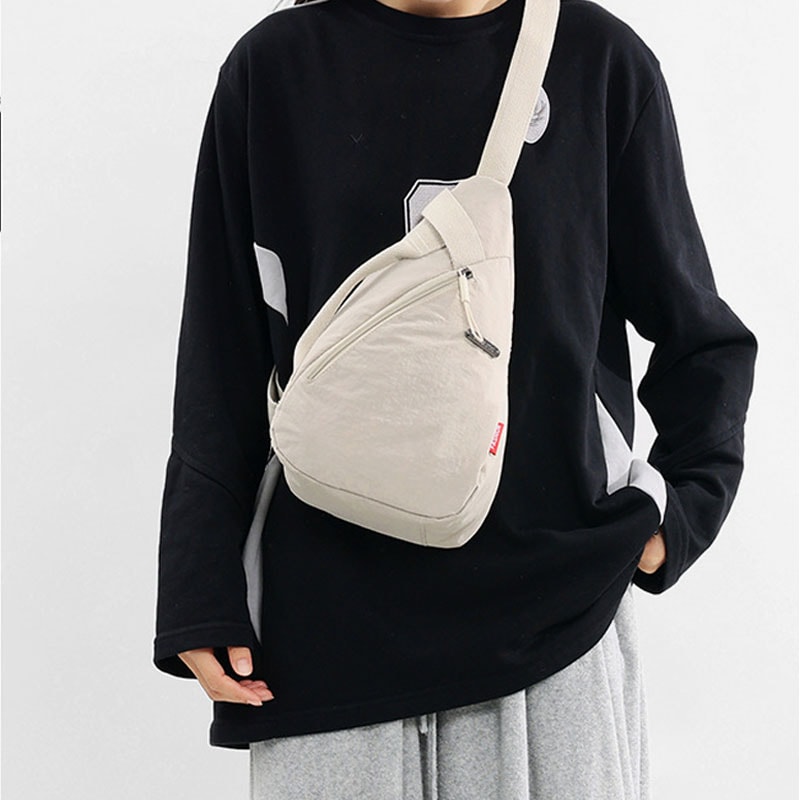 UrbanFlex Nylon Crossbody Bag for Everyday Travel & Streetwear Style