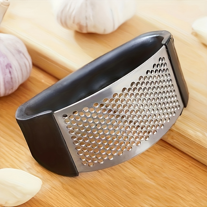 Stainless Steel Garlic Press Crusher with Comfort Grip for Easy Kitchen Prep