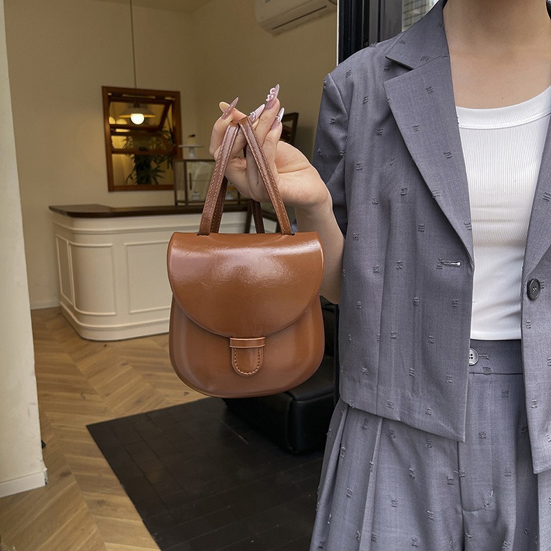 Retro Luxe Crossbody Bag for Women Soft PU Leather Saddle Shoulder Purse