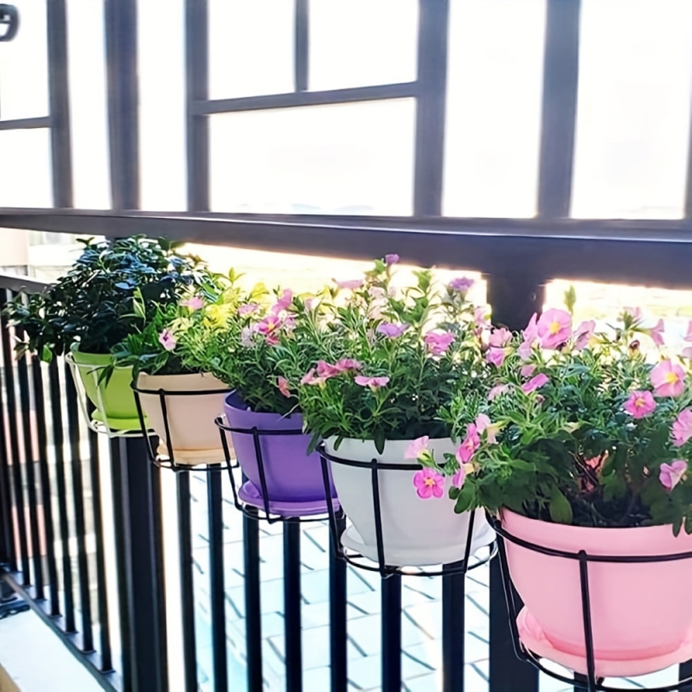 Premium Round Metal Hanging Planter for Balcony & Indoor Garden Decor