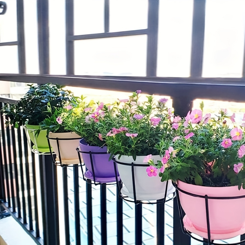 Premium Round Metal Hanging Planter for Balcony & Indoor Garden Decor