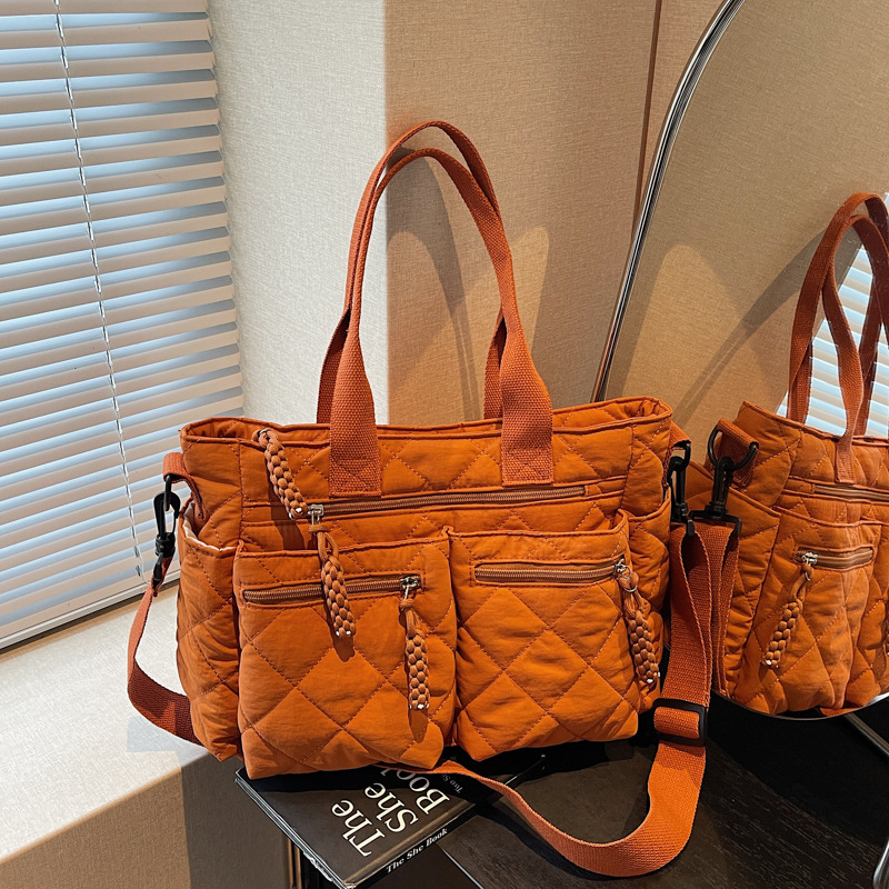 Luxe Quilted Crossbody Bag for Women Large Capacity Everyday Shoulder Purse
