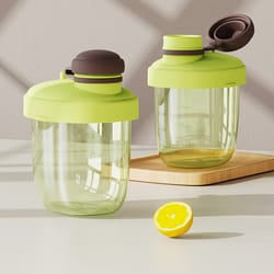 portable baby formula dispenser for travel & outdoor feeding