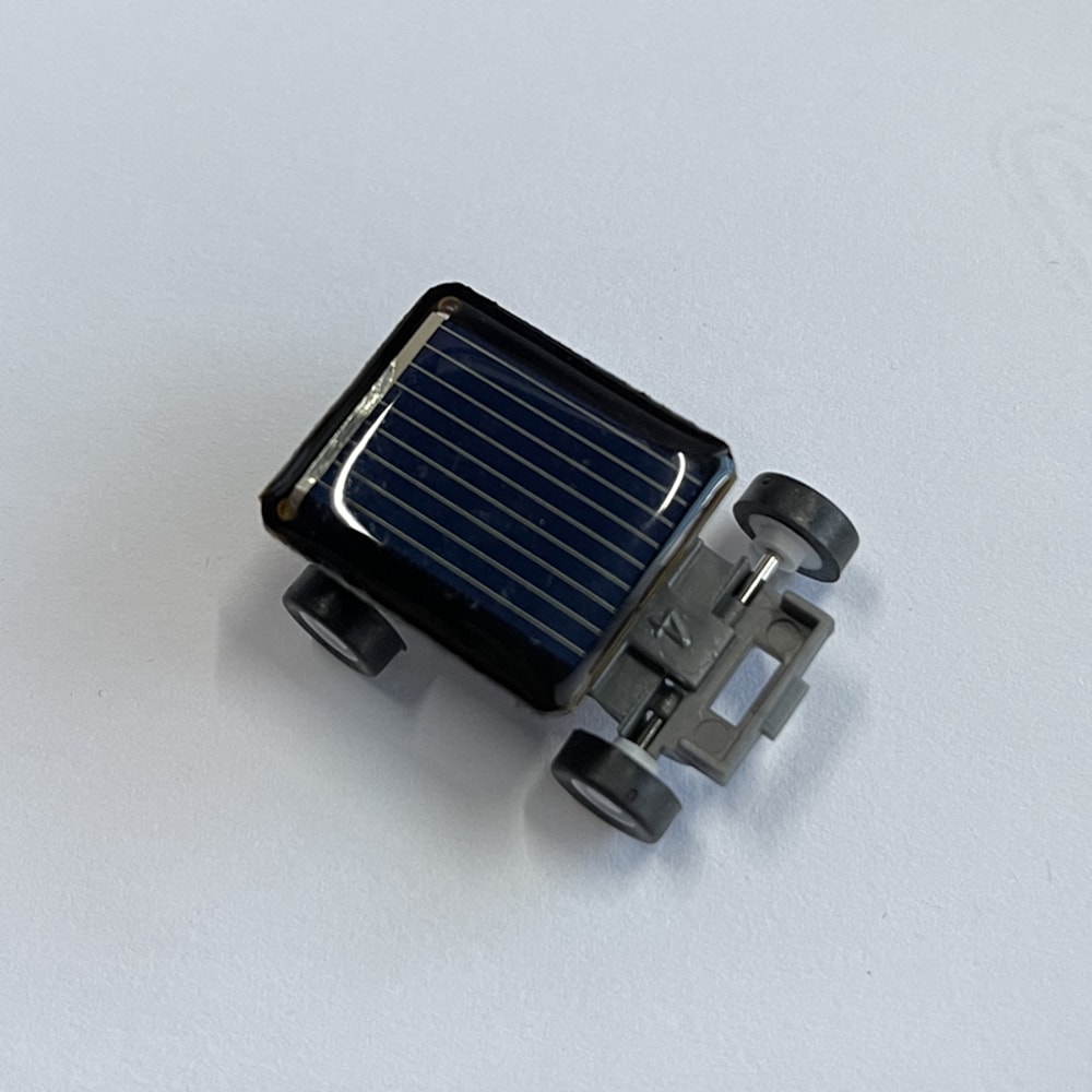 Solar Powered Mini Science Car Kit for Kids STEM Learning and Solar Energy Experiments
