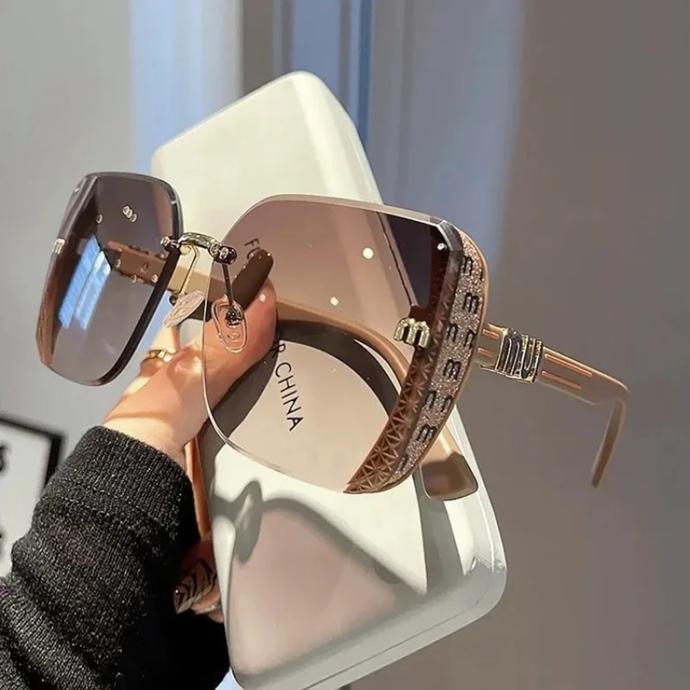 Luxe Retro Square Sunglasses for Women Vintage Driving Shades