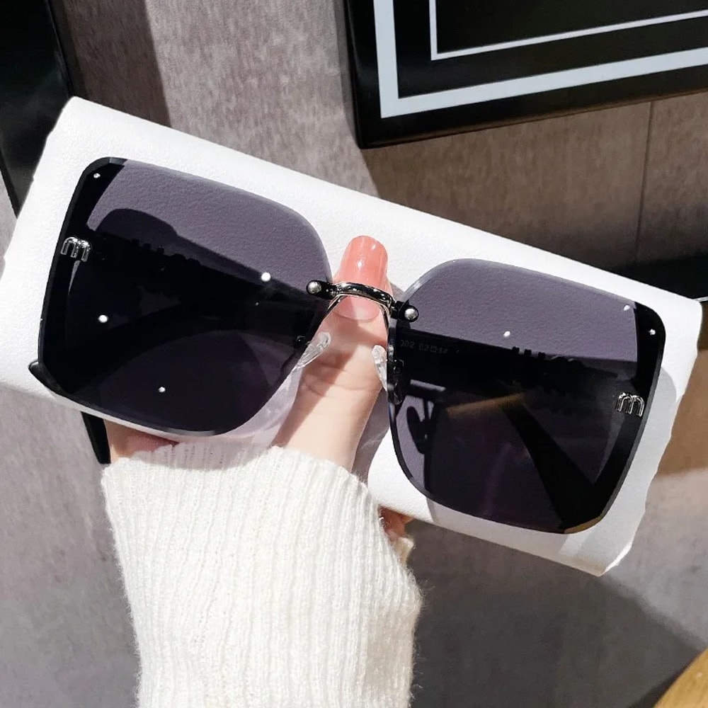 Luxe Retro Square Sunglasses for Women Vintage Driving Shades
