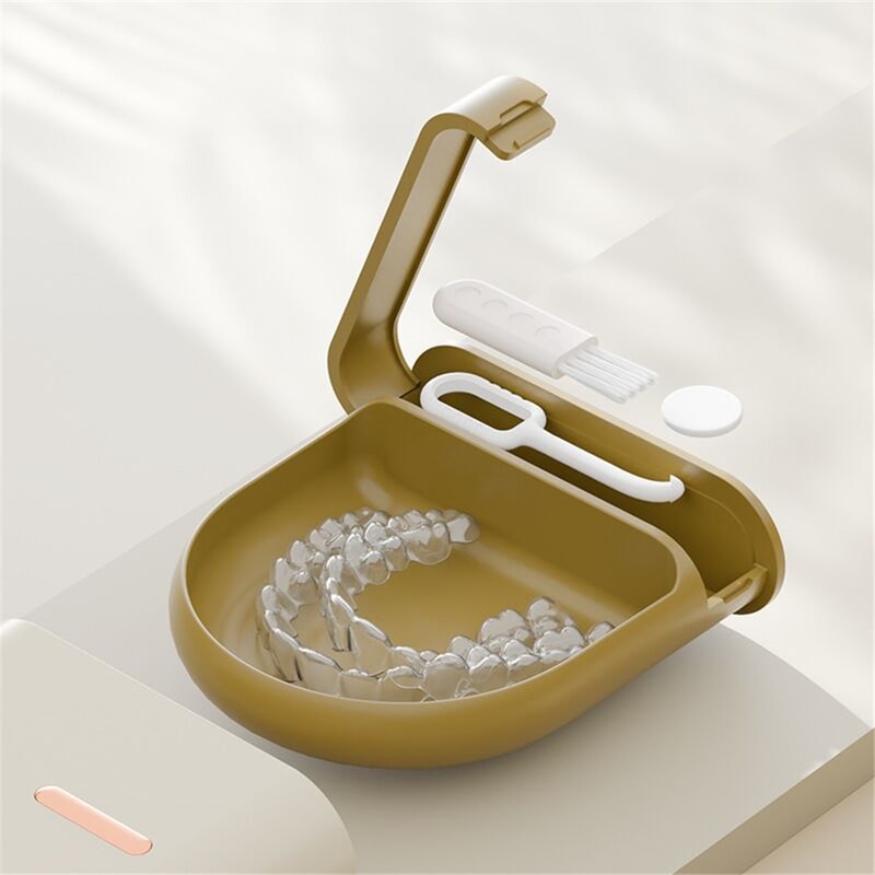Portable Invisible Braces Case TravelFriendly Orthodontic Storage Box 2
