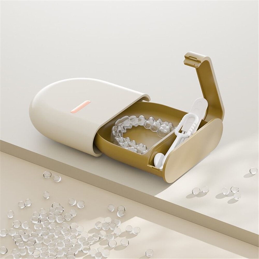 Portable Invisible Braces Case TravelFriendly Orthodontic Storage Box 3