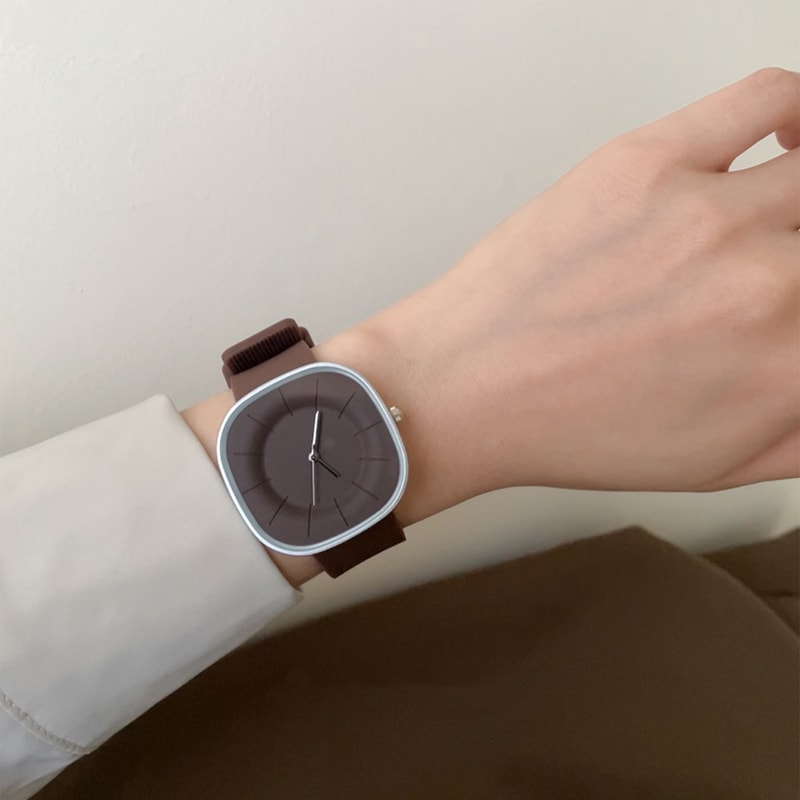 Luxury Womens Square-Face Watch with Silicone Strap – Waterproof Quartz Timepiece