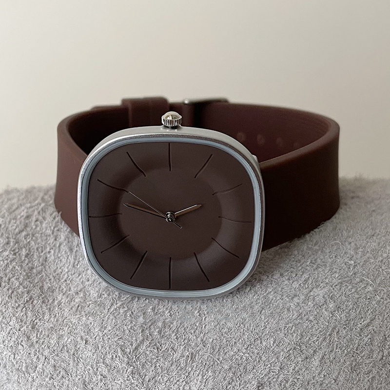 Luxury Womens Square-Face Watch with Silicone Strap – Waterproof Quartz Timepiece
