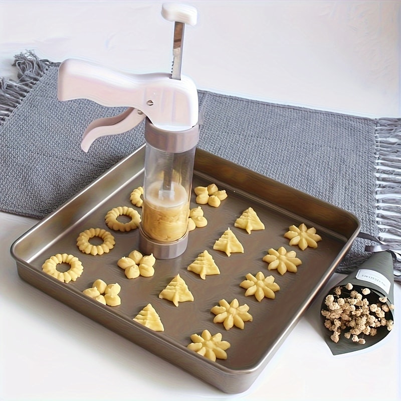 Deluxe Cookie Press Set With Icing Tips Discs For Homemade Cookies And Cake Decorating 0