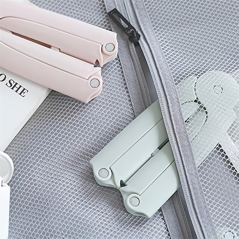 Portable Foldable Travel Hangers for Business Trips and Space Saving Drying