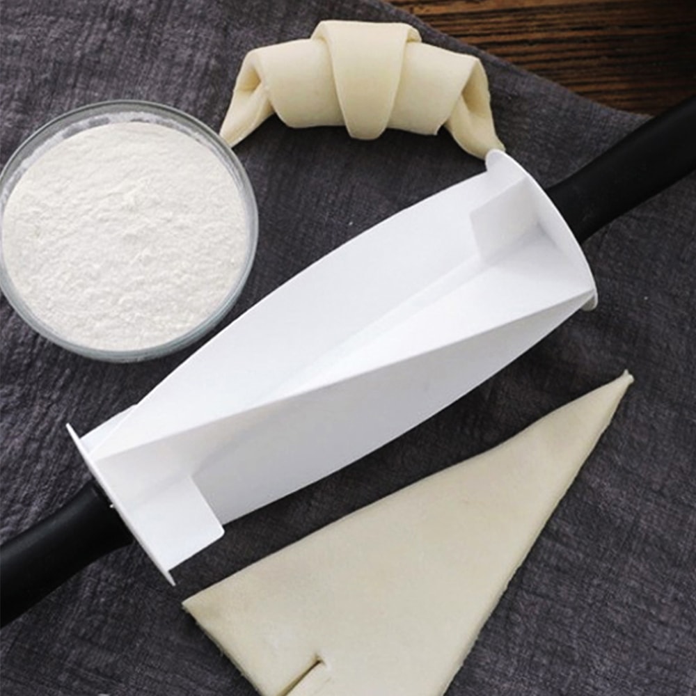 EasyRoll Croissant Cutter Roller for Perfect Pastry Dough Shapes