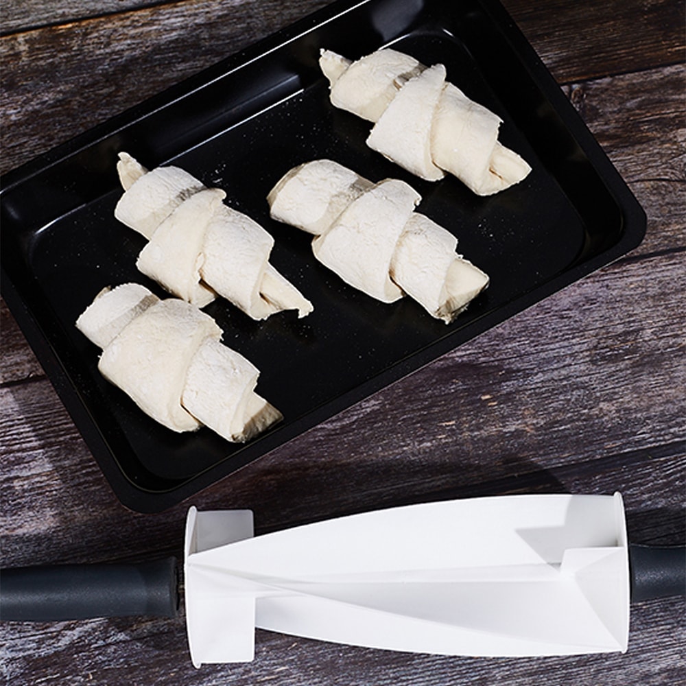 EasyRoll Croissant Cutter Roller for Perfect Pastry Dough Shapes