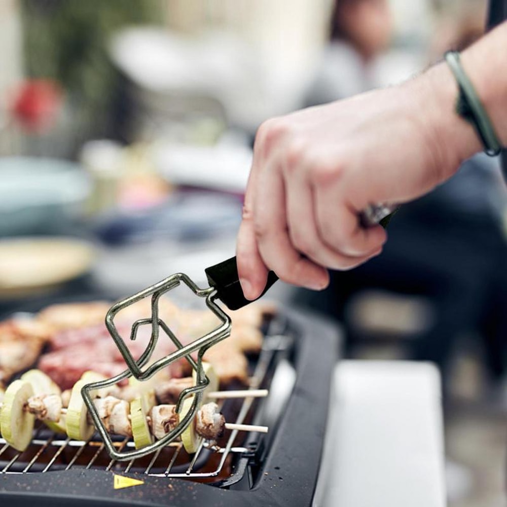 SafeGrip Hot Plate Gripper for Oven Trays, Pizza Pans & Hot Bowls