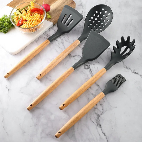 G0v6Kitchen-Silicone-Wooden-Handle-Kitchenware-Pot-Shovel-Soup-Spoon-Leaky-Spoon-Cooking-Tools-Kitchenware-Tableware.jpg