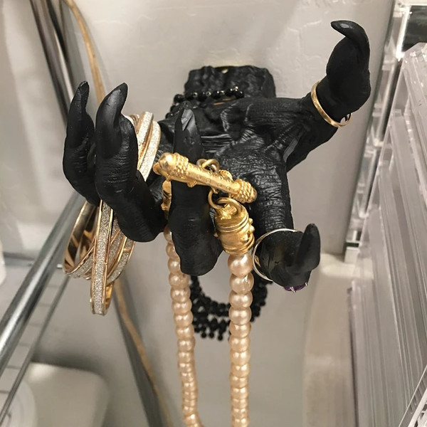 aXDTGothic-Witch-s-Hand-Statues-Creative-Resin-Ornament-Aesthetic-Wall-Keys-Hanging-Rack-Bag-Hangers-Wall.jpg