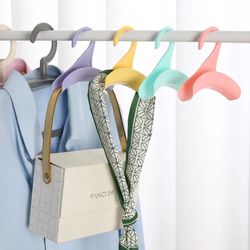 Seven-color Handbag Arch Hook: Tie Scarf Buckle Home Storage Solution