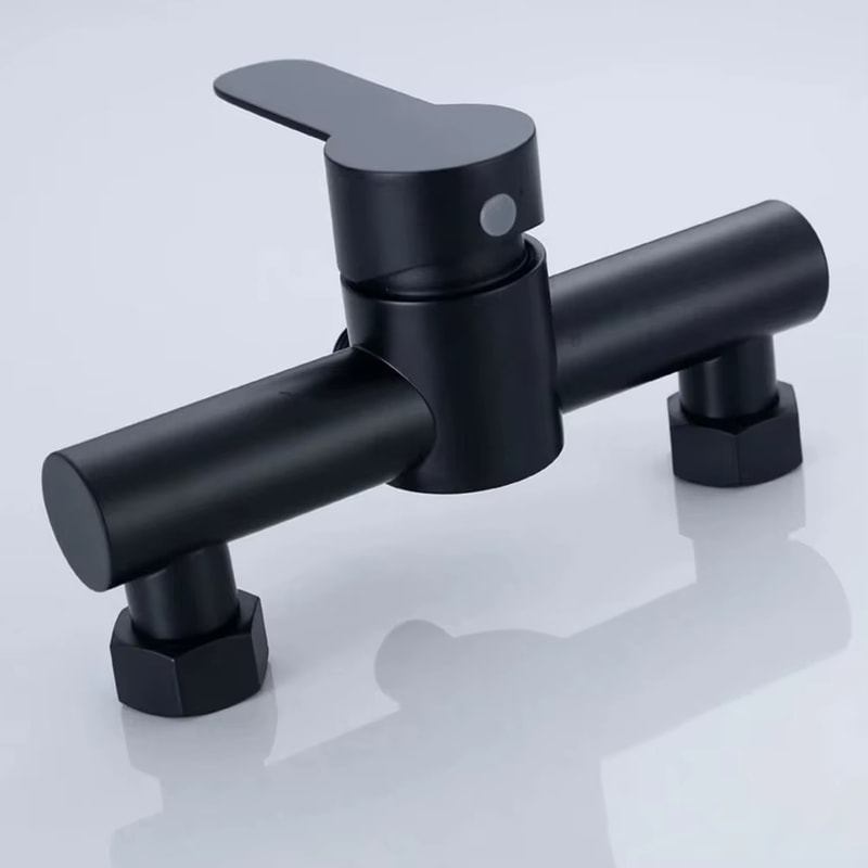 Stainless Steel Wall Mounted Triple Tub Faucet Hot And Cold Water Mixing Valve For Bathroom 2
