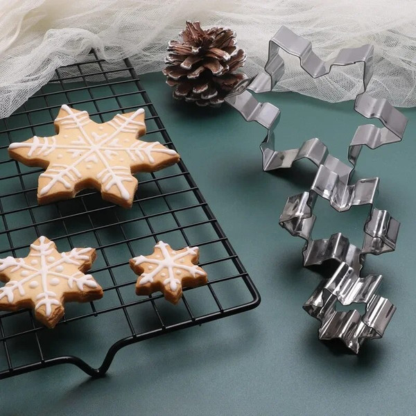 CONR3pcs-set-3D-Christmas-Snowflake-Cookie-Cutter-Stainless-Steel-Fondant-Biscuit-Embossing-Mold-Baking-Accessories-Kitchen.jpg