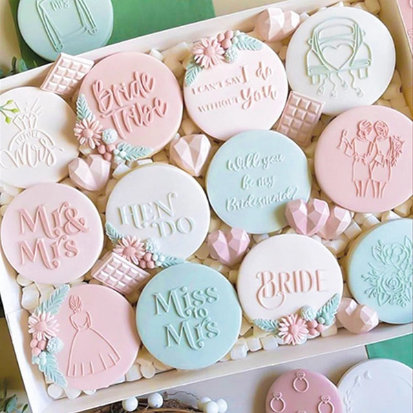 D2wZBride-To-Be-Mr-Mrs-Wedding-Cookie-Cutter-Stamp-Love-Biscuit-Embossed-Mould-Bridal-Shower-Party.jpg
