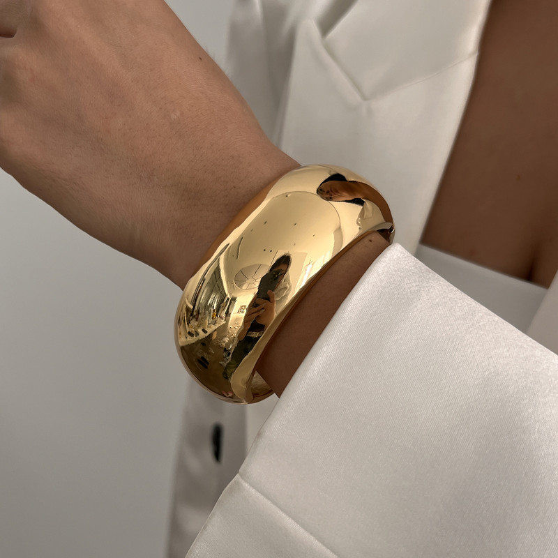 Smooth Heavy Metal Steampunk Bangle by Ingemark, Chunky Gold Arm Bracelet for Punk Hip Hop Fashion