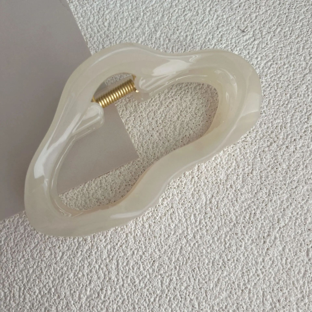 Irregular Hollow Out Hair Claws Clips For Women Girls Large Tortoiseshell Crab Hair Clamps Barrette 3