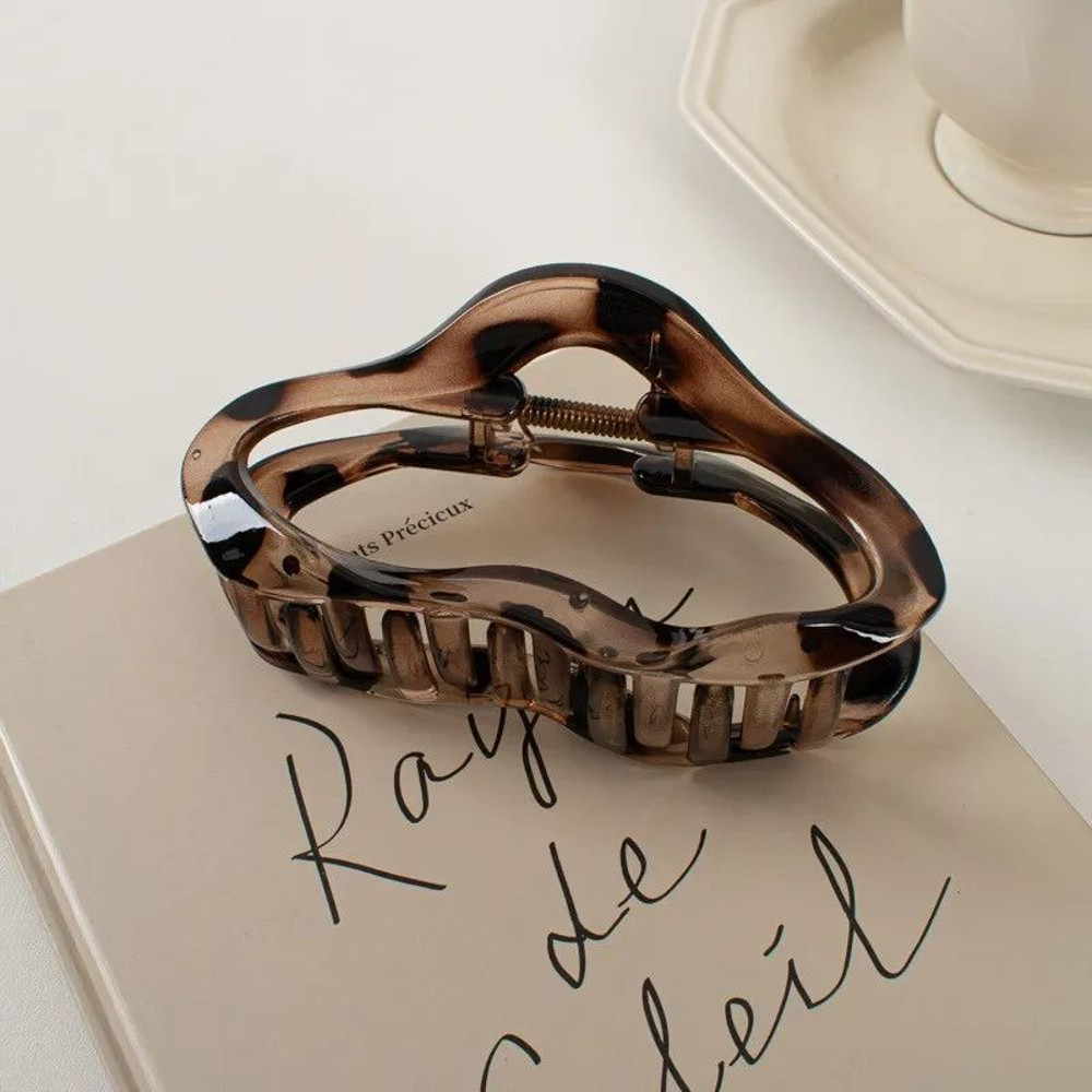 Irregular Hollow Out Hair Claws Clips For Women Girls Large Tortoiseshell Crab Hair Clamps Barrette 7