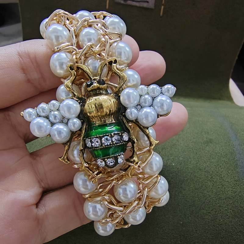 Luxury Handmade Elastic Pearl Bee Bangle Bracelet For Women Designer Party Gift Jewelry 4