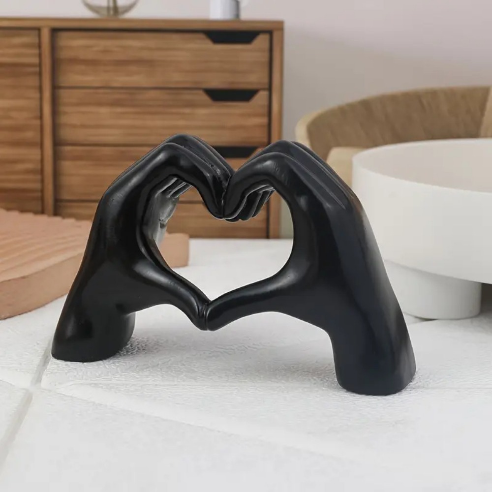 Modern Abstract Heart Hand Statue Love Figurines, Wedding Decoration, Desktop Accent for Bedroom, Living Room Decor