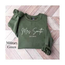 custom mrs sweatshirt, mrs last name sweatshirt, bride personalized sweatshirt, wifey sweatshirt, bride sweatshirt, mrs