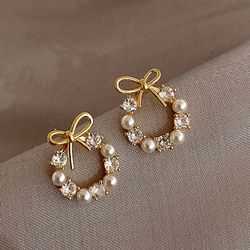 2022 Korean Circle Pearl Earrings: Fashionable Small Versatile Women's Jewelry