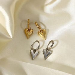 Ramos Chic Heart Huggie Hoop Earrings: Gold Color, Tarnish-Free Stainless Steel Fashion Jewelry for Women